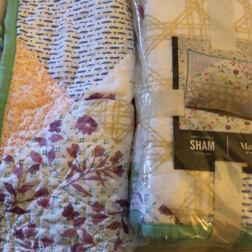 2 Martha Stewart Coll.
Pergola Patchwork Shams NEW!!